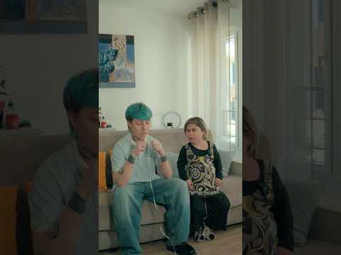Ya un truc bizarre ?! ? #humour #sketch #shortvideo thumbnail