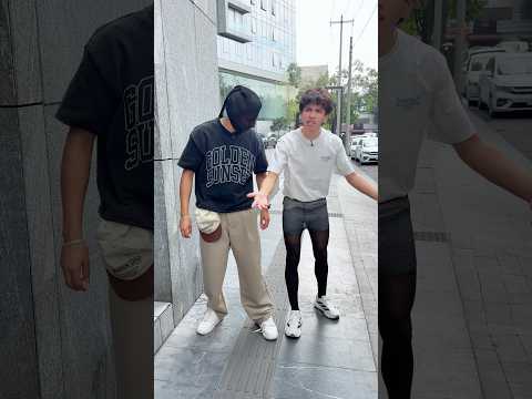 PRIMER DÍA DE ASALTANTES 😂 thumbnail