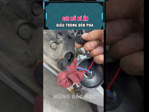 người thợ rửa xe tìm thấy gói nhỏ trong đèn pha xe của khách thumbnail