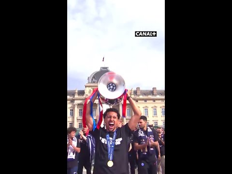 L'ARRIVÉE LÉGENDAIRE DES PARISIENS ! 💥 thumbnail