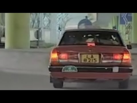 車CAM直擊 - 原來6入12出係咁樣行😂 大家跟的士佬學嘢  thumbnail