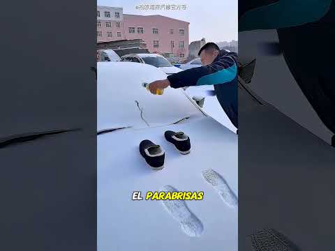 Dañó el coche del vecino derramando líquido thumbnail