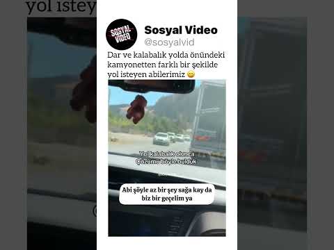 Dar ve kalabalık yolda önündeki kamyonetten farklı bir şekilde yol isteyen abilerimiz 😄 thumbnail