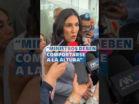“Fueron electos para darle justicia al país, no para aplaudir en un evento partidista”: Kenia López thumbnail