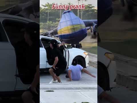 Funny prank😂#funny#prank#funnyprank#funnyvideos#funny thumbnail