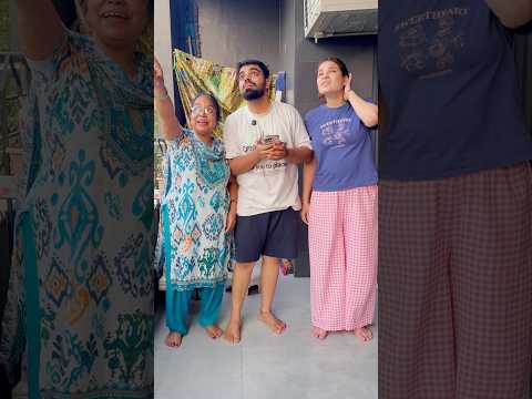 Gaurav ko aeroplane wale bhaiya nai gift diya #gauravaroravlogs #youtubeshorts #shorts thumbnail