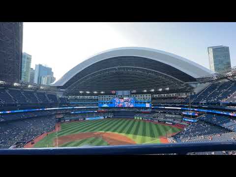 Opening the roof at the Rogers Centre thumbnail