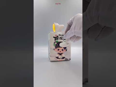 Unboxing Baby Zoraa Linglong Fu Series Spoof White Luxo Lamp #shorts thumbnail