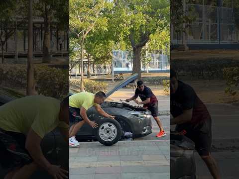 La llanta 🛞/ dessarmada 🔧 broma 🤪 #funny #humor #prank thumbnail