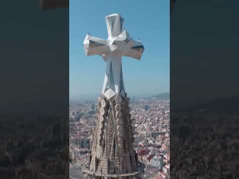 Las #torres de la #SagradaFamilia: 18 agujas para tocar el cielo thumbnail