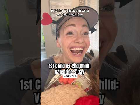 WHICH SNACKLE BOX ARE YOU TAKING? #momlife thumbnail