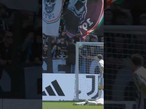 Is this the goal of the season? ?‍? #SerieA #Mandragora #JuveFiorentina thumbnail