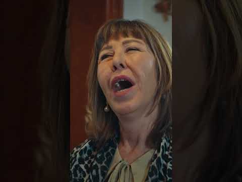 Nazike belayı çekiyor! #ArkaSokaklar #Shorts thumbnail