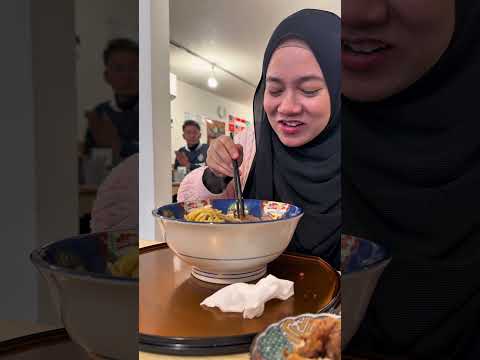 AMINAH FIRST TIME MAIN SALJI TAPI DEPAN HOTEL JELA. thumbnail