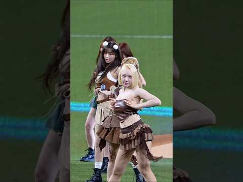 朴星垠開場舞 很適合這種狂野造型 #李珠珢 #이주은 #FubonAngels #cheerleaders thumbnail