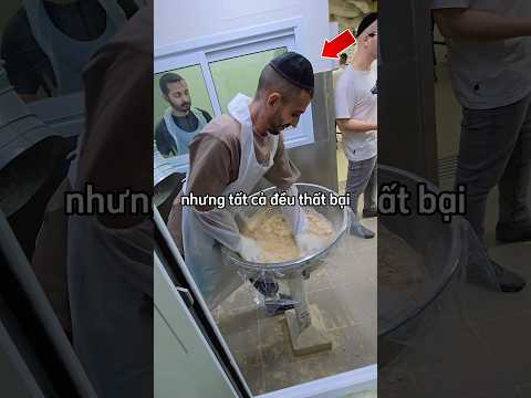 Anh chàng được nhận vào làm ngay sau màn nhào bột điêu luyện 😳 thumbnail