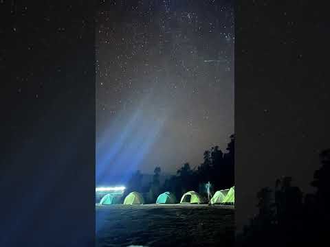 #travel #kedarkantha #trekking #sunset #goldenhour #travelphotography #trending #ytshorts #viral thumbnail