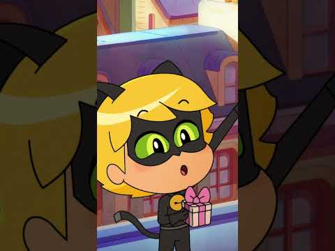 ¡Un regalo para Ladybug! 🎁 #ladybug #miraculouslatam #lasaventurasdeladybug #catnoir #ladynoir #mlb thumbnail