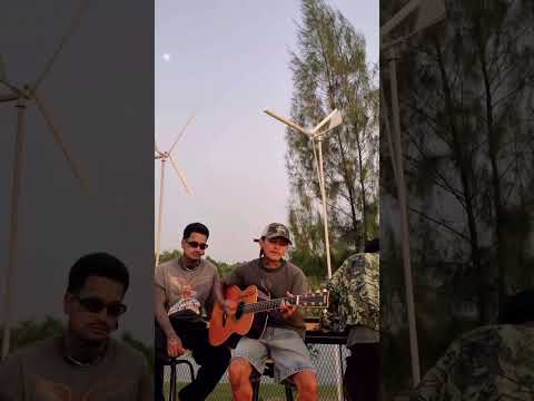 ถ้าถามว่ารักไหม #เสียงเพลงของโจร #music #shorts thumbnail