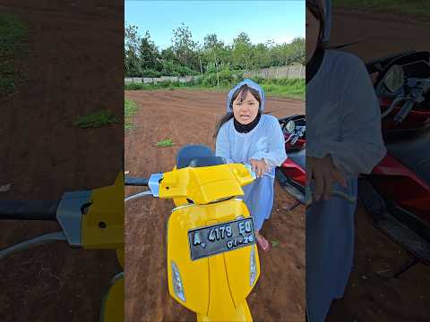 bawang putih denger kelakson motor beda beda#trendingshorts thumbnail