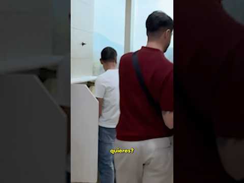 Están locos en China thumbnail