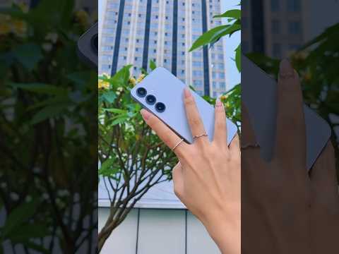 Samsung foldable phone, a high-performance digital technology powerhouse. thumbnail