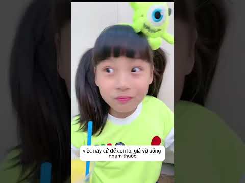 cách trị thằng em uống thuốc thumbnail