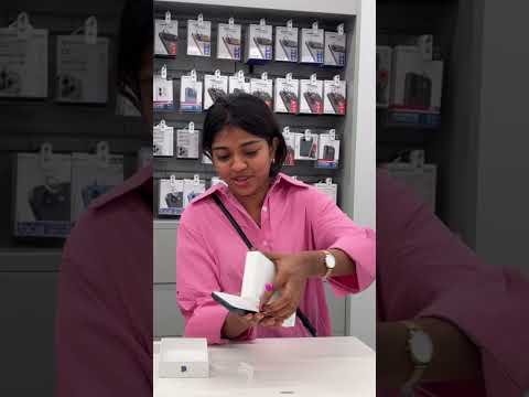 Unboxing iPhone 17 pro 🩷 #amalashaji thumbnail