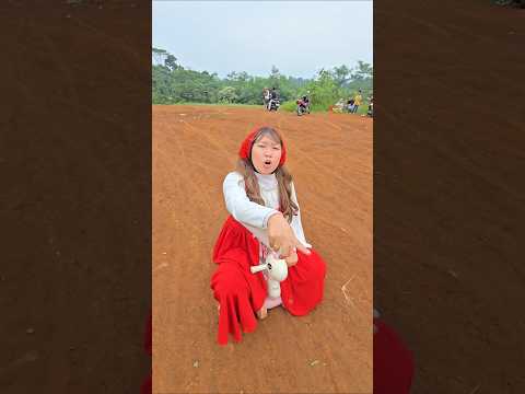 bawang putih naik motor merah mau kemana#trendingshorts thumbnail