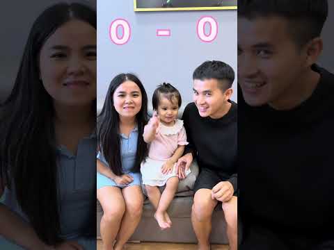 Em bé thích Ba hay Mẹ || Look at Father or Mother #shorts thumbnail
