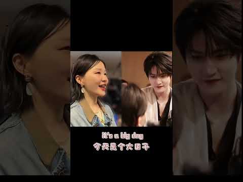 周柯宇教金靖说英语的眼神也太温柔了吧！#开始推理吧4 #周柯宇 #金靖 thumbnail