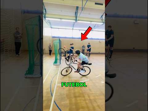 INVENTARAM O FUTEBOL DE BICICLETA thumbnail