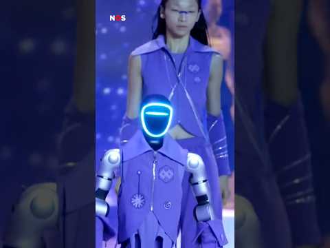 Zo stelen robots de (mode)show!  thumbnail
