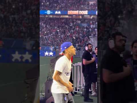 Désiré Doué déchaîné pour son entrée au Parc des Princes thumbnail