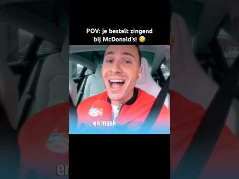 Rutger ZINGT zijn McDonald’s bestelling! 🤣 thumbnail