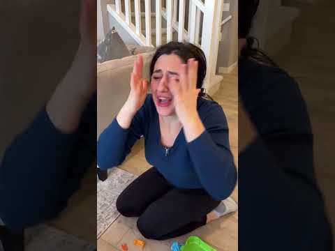Sierra Is Hurt  | Rhia Calls the Doctor thumbnail
