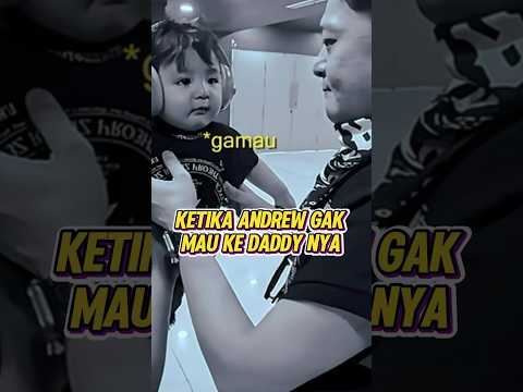 KETIKA ANDREW MENOLAK DI GENDONG DADDY NYA ! BRAVY HAPPY ANDREW DATANG ! #bravy #erikacarlina #ybrap thumbnail