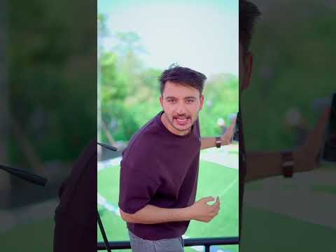 vivo X300 Ultra vs Famous YouTubers: Cricket Challenge! 🏏🤯 #shorts thumbnail