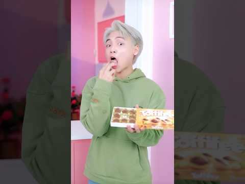 Tips for eating chocolate! 🥰 🍫 #taihoa #viral #shorts thumbnail