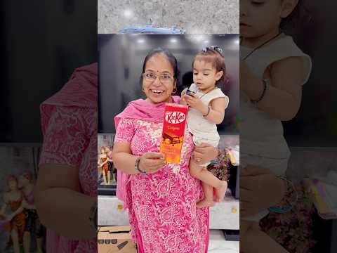 Gaurav nai ye konsi chocolate kha li #gauravaroravlogs #youtubeshorts #shorts thumbnail