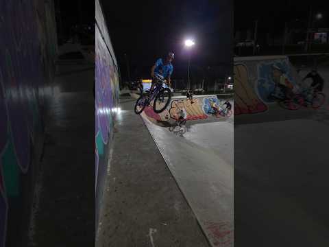 TREINO PROIBIDO DE GRAU COM A TROPA ?? #bike #graudebike #viral #shorts #fyp #bikeviral #grau244 thumbnail