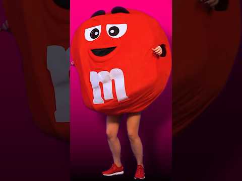 My candy is alive ? Funny food challenge thumbnail