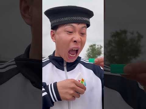 những hành vi khó hiểu thời thơ ấu thumbnail