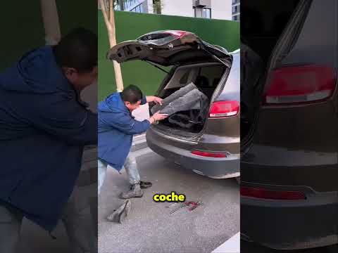 El Dueño De Este Coche Engañó Al Policía 😲 thumbnail