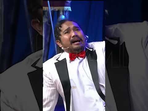 Pelawak Kehilangan Akal Kerana Bawang Goreng  #MaharajaLawakMega2012 #MLM2012 #jozan thumbnail