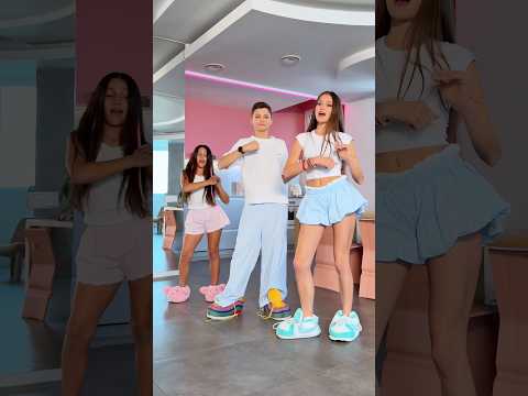 Copines Dance👯‍♀️ #dance @_miss_tais_ @markchirkin thumbnail