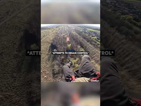 Paraglider’s Scary Landing Moment… thumbnail