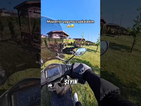 Müşteriyi uygunsuz yakaladım 😱😂 #shorts #keşfet #reels #kurye #motovlog #viral #fyp #tiktok thumbnail