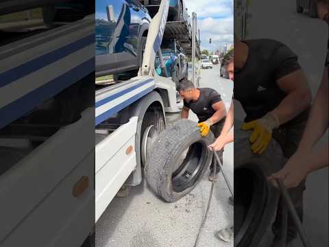 Fast repair truck tires thumbnail