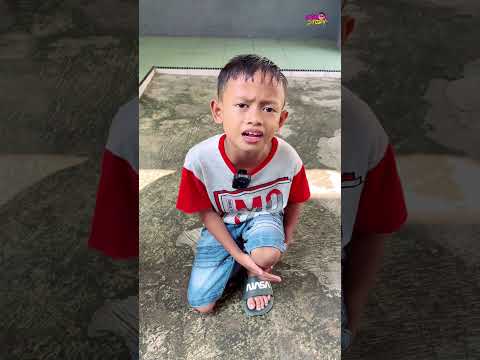 KAKI TIAN SAKIT HABIS KETIMPA PAGAR😢 #hiburansegar #shorts #viral #trending thumbnail